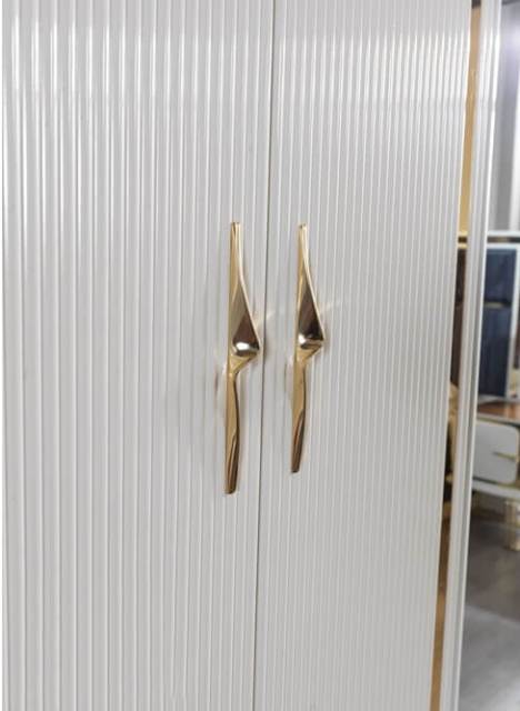 Белая спальня Нобель, Турция