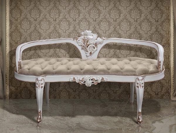 Классическая резная банкетка пале Рояль