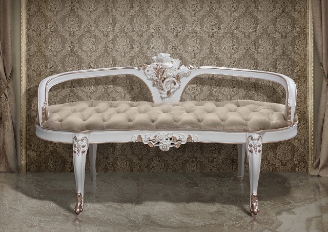 Классическая резная банкетка пале Рояль