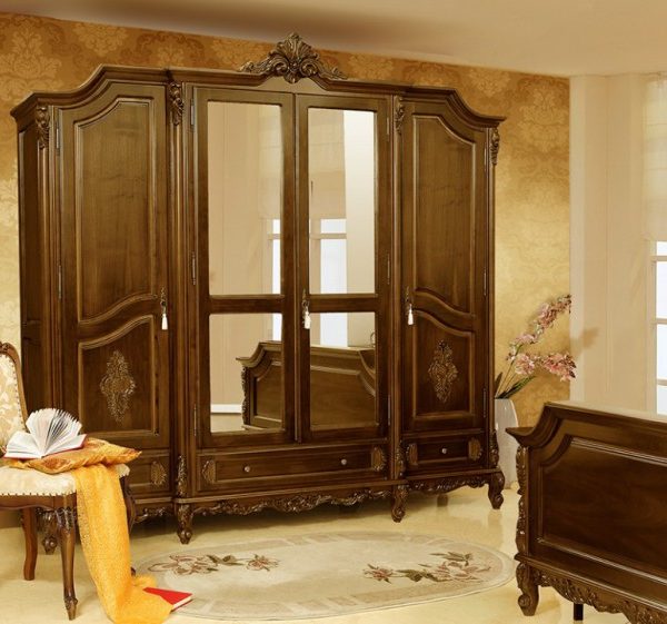 Румынский деревянный шкаф Регал