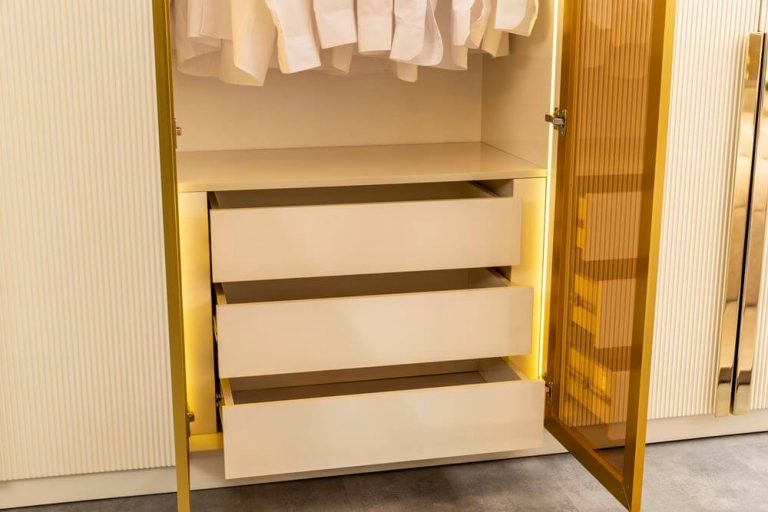 Бежевая спальня с золотом Соло, Турция Бежевая спальня с золотом Соло, Турция