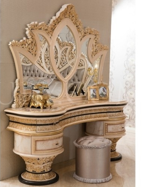 Светлая спальня София, барокко Светлая спальня София, барокко