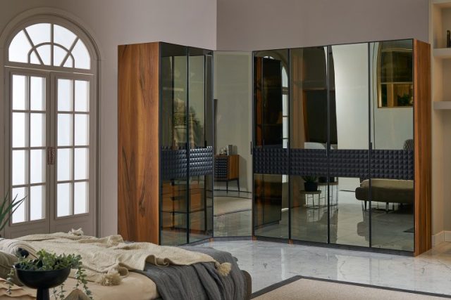 Спальня Пирамида в стиле лофт, Турция Спальня Пирамида в стиле лофт, Турция