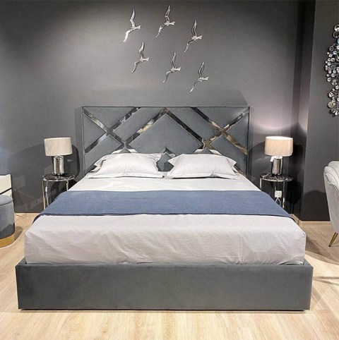 Серая мягкая двухспальная кровать Меджик 1600