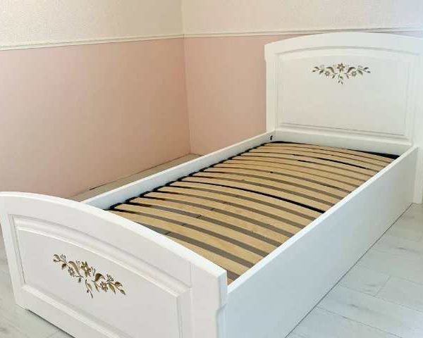 Белая детская кроватка Ева