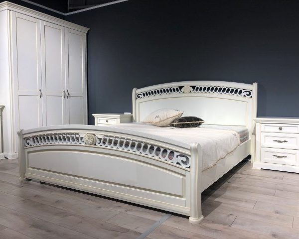 белая спальня украинского производителя в Киеве