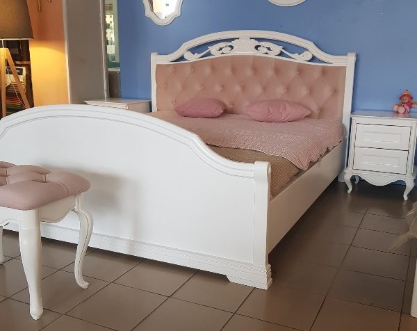 Белая классическая кровать Мечта