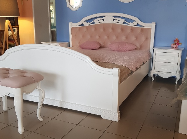 Белая классическая кровать Мечта Белая классическая кровать Мечта