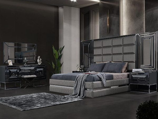 Серебряная спальня Гуччи, АРТ-Деко