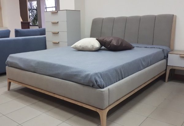 Белая современная спальня Медея