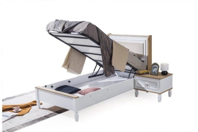 Белая спальня Мила