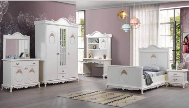 Белая мебель для детской Мира