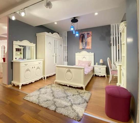 Белая мебель для детской Мира