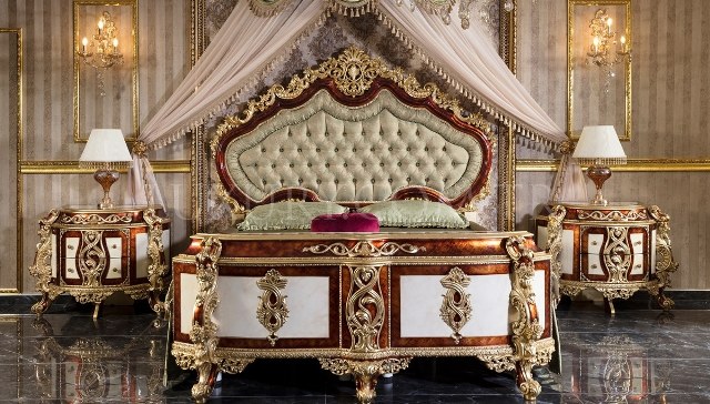 Классическая резная мебель для спальни Рива Классическая резная мебель для спальни Рива