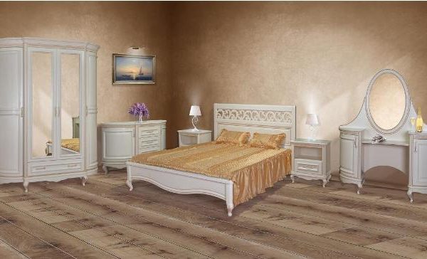 Белая спальня Венеция из натурального дерева