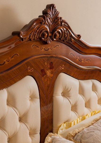 Милан классическая румынская спальня