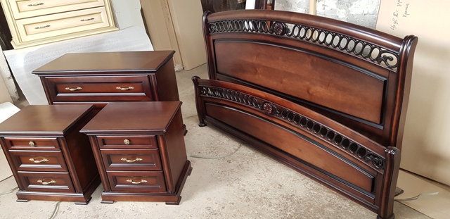 Темная мебель для спальни Доминика