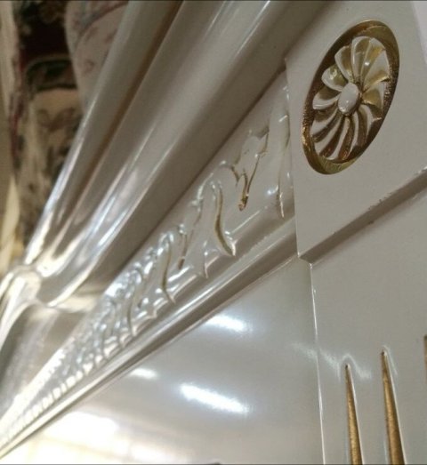 Белая деревянная спальня Венеция, Румыния Белая деревянная спальня Венеция, Румыния