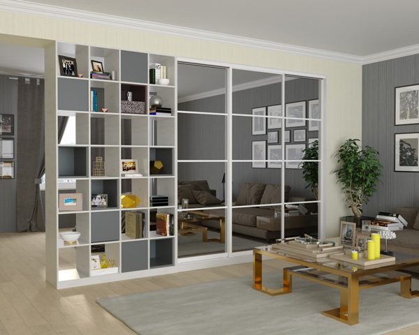 Серый шкаф-купе с этажеркой