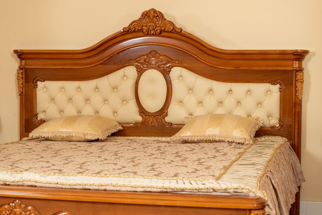 Версаль румынская спальня, орех Версаль румынская спальня, орех