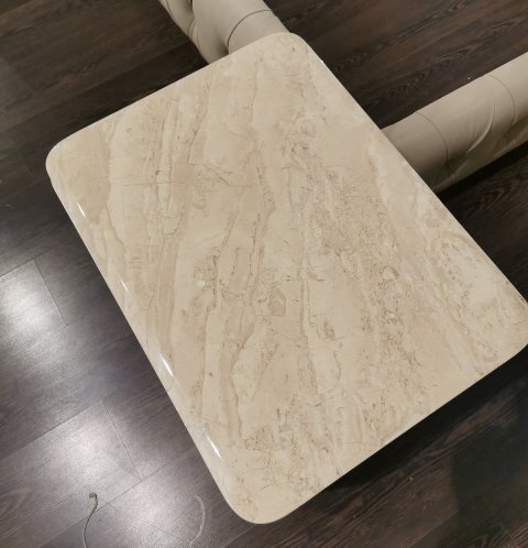 Бежевая современная прикроватная тумбочка