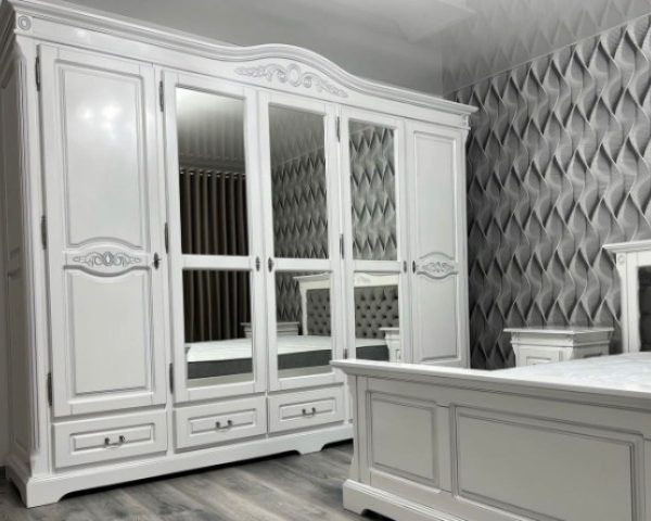 Белый пятидверный шкаф с зеркалами Мария