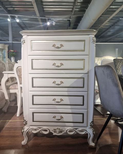 Высокий комод для белья Шарм