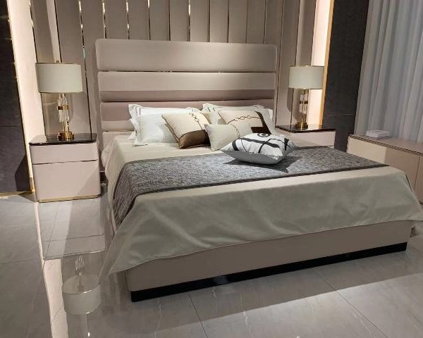 Бежевая современная кровать Беатриче