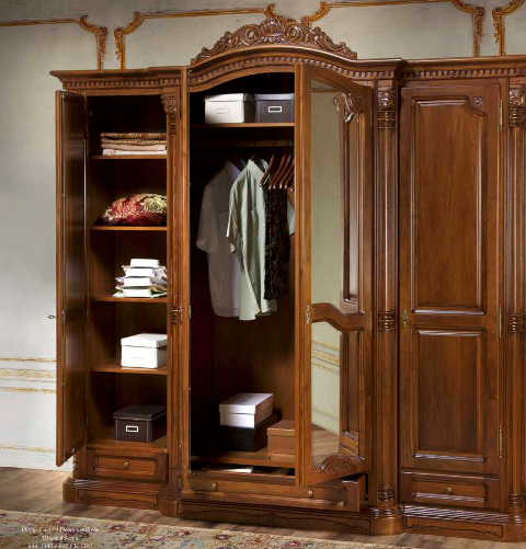 Шкаф распашной на 4 двери Кристина