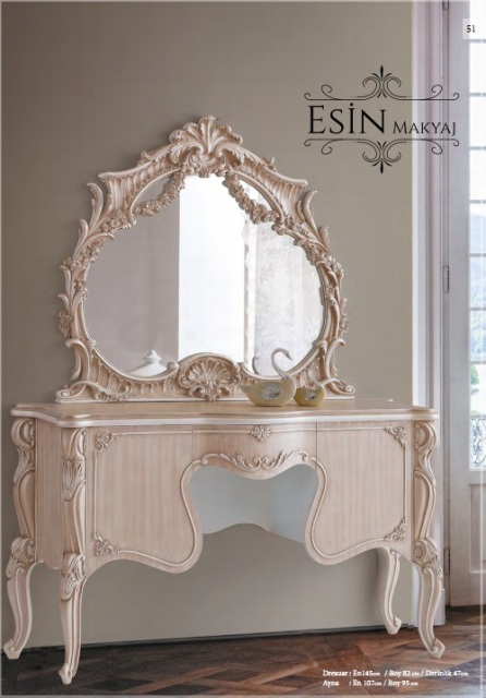 Консольный столик с зеркалом Есин Консольный столик с зеркалом Есин