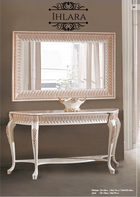 Кремовая консоль с зеркалом Ихлар Кремовая консоль с зеркалом Ихлар