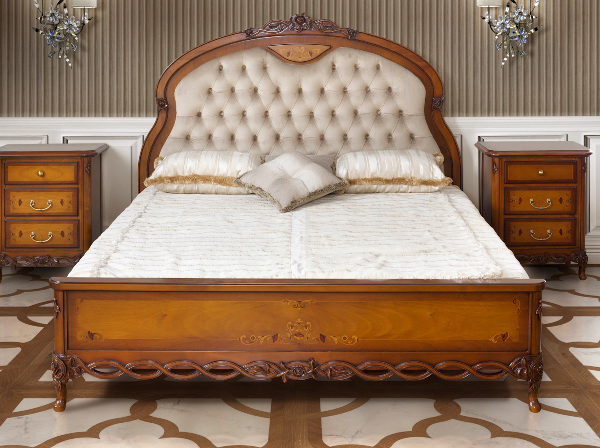 Румынская классическая спальня Амира