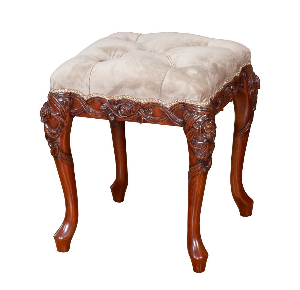 Румынская классическая спальня Амира