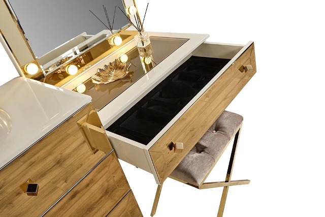 Золотая спальня Ринг в стиле модерн Золотая спальня Ринг в стиле модерн