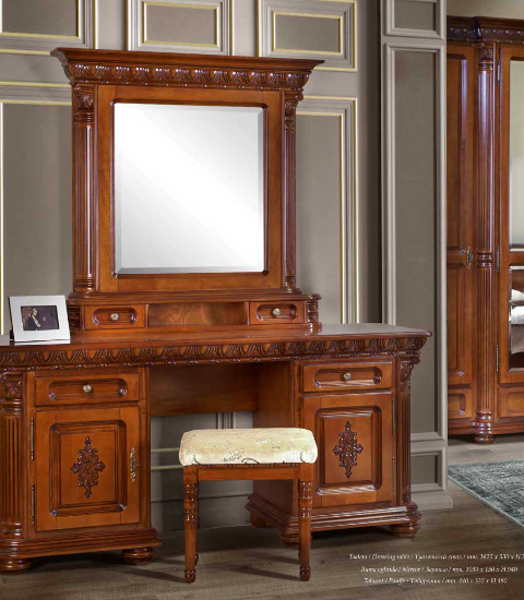 Классический резной туалетный столик Венеция Люкс