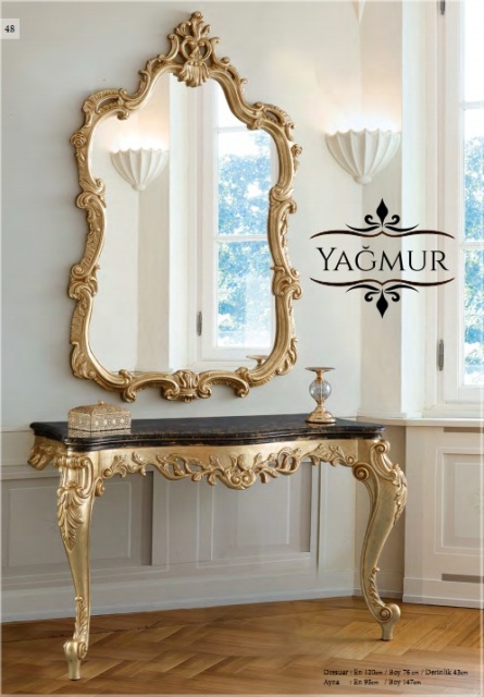 Золотая консоль с зеркалом Ясмир Золотая консоль с зеркалом Ясмир