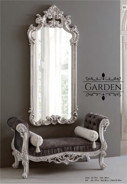 Большое зеркало с пуфом Гаден