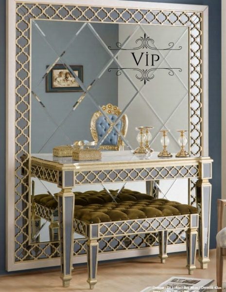 Зеркальное панно с консолью Вип