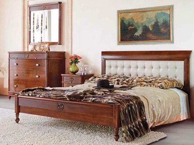 Румынская кровать с кожаным изголовьем Мария Сильва Румынская кровать с кожаным изголовьем Мария Сильва