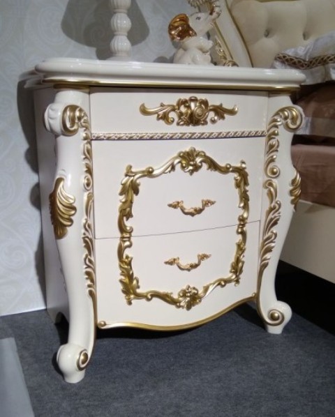 Афина белая мебель для спальни с золотом