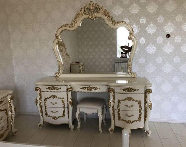 Афина белая мебель для спальни с золотом