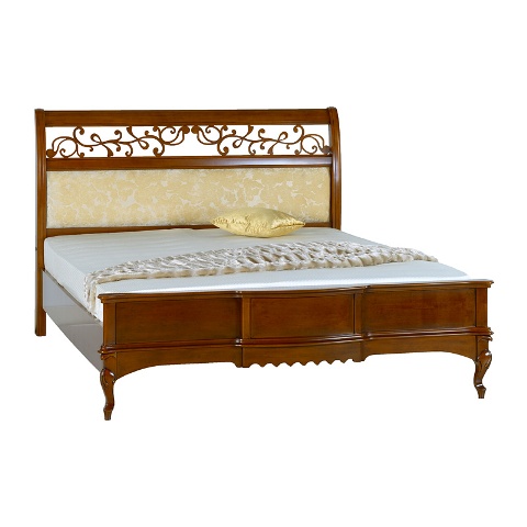 Классическая румынская кровать Маттео, орех