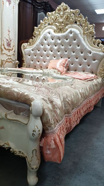 Классическая белая спальня Афина