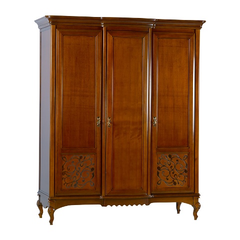 трехдверный румынский шкаф в спальню