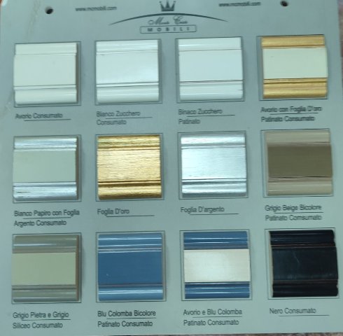 Деревянный шкаф-купе Мария Сильва, Румыния