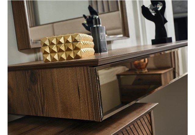 Кремовая мебель для спальни Лого,NEW