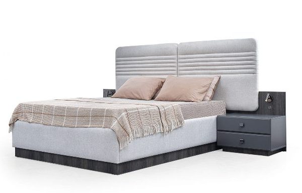 Серая спальня Арин, Идол