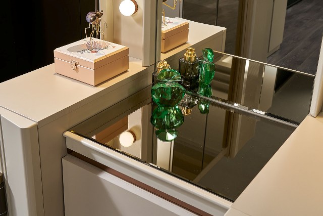 Бежевая мебель в подростковую Крем, Идол