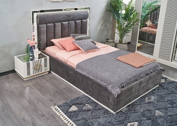 Белая современная мебель в детскую Майя, Идол