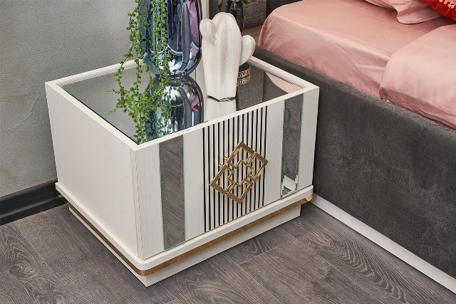 Белая современная мебель в детскую Майя, Идол